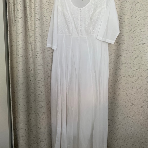 Full length cotton white dress - Picture 1 of 4